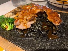 山贼汁鸡扒墨鱼汁扁面-打趸BTC·Breaktime cafe(北京路店)