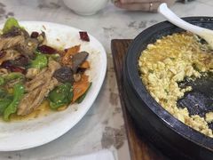 -东北四季饺子王(华山路店)