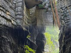 -梭布垭石林景区