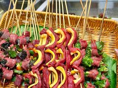 -威记烧嘢·南宁烧烤·超级生牛(绿地店)