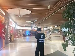 -瑞虹新天地月亮湾