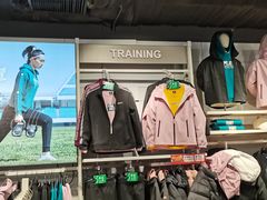 -云柏鞋业(十里堡店)