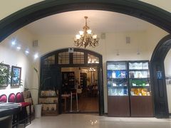 -良友书坊(安徽路店)