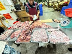 -标记美食新鲜猪杂(兴南大道店)
