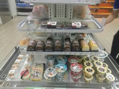 -全家便利店(沪太路三店)