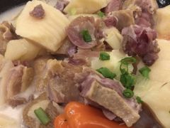 湘西岩耳萝卜炖洋鸭-徐记海鲜(观沙岭|滨江新城店)