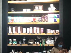 -星巴克臻选(郑州国贸360广场店)