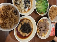 -莲餐厅·湖北菜·潜江小龙虾店(愚园路店)