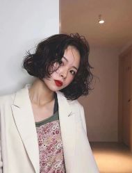 点击看大图 -洛施奇烫发染发沙龙