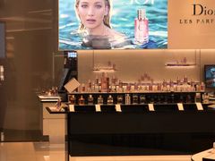 -Dior迪奥(上海世茂广场店)