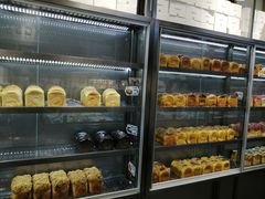 面包甜点陈列柜-糖涩(新佳丽店)