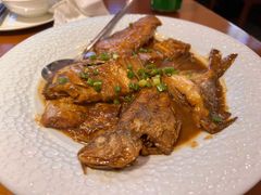 红烧杂鱼-涌觅名灶·本地海鲜宁波菜(财富广场店)