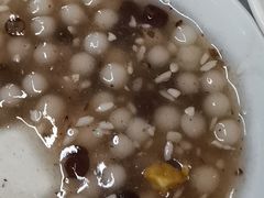 -芳婆糕团店(王府大街店)