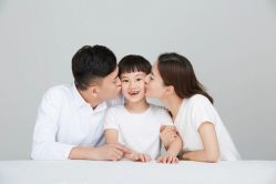 -索菲亚婚纱摄影