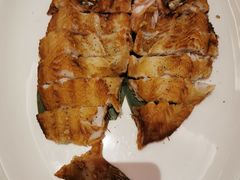 香煎鲈鱼-粗茶淡饭·汉口公馆(循礼门店)