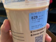 -瑞幸咖啡(武汉工商学院中商超市店)