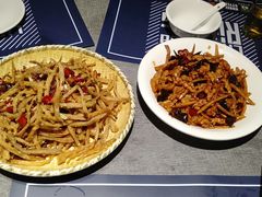 鱼香肉丝-鑫小城故事·砂锅·排骨藕汤(兴业路店)