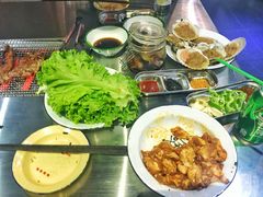 牛排肉-马路牙子地桌烤肉(工体店)