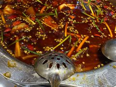 -乡土特色.冷锅鱼.牦牛肉汤锅