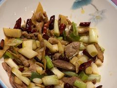 -湖泉水云间餐厅·弥勒地道菜(B座店)