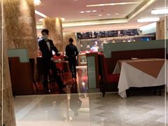 -世贸君澜·云天阁自助餐厅
