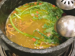 -峰瑞藏地美食·石锅鸡·牦牛肉(大昭寺品牌店)