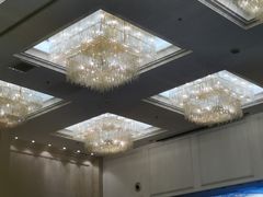 -无锡鼎尚皇冠酒店