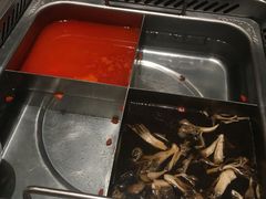 菌汤锅底-海底捞火锅(河东万达广场店)