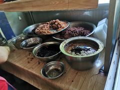 -灵山卢梅燕粉店