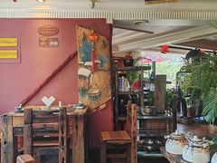 -大匠工房古船木艺术餐厅·猪肚鸡专门店(长白仙岛店)