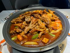 -徐记小怪兽肉蟹煲(中央大街店)