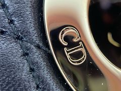 -华夏典当行(龙德广场店)