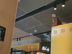 -麦当劳(中二横路店)