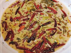 -江渔儿酸菜鱼专门店(明珠广场店)