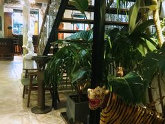 -RGF(巨鹿路店)