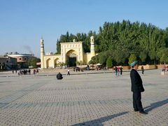 -艾提尕尔清真寺