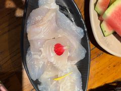-老牌坊云南鱼豆花火锅(爱建店)