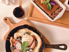 -Oasis Bar & Grill
