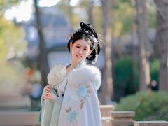 -汉仪华裳汉服馆(豫园店)