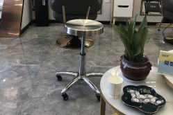 -V8潮牌·接发烫染连锁