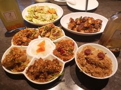腊味煲仔饭-汤城小厨•粤菜•靓汤(苏州街店)