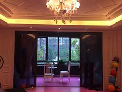 NewFit-SHE茜女子健身会所-思迈威健身(积玉桥万达店)