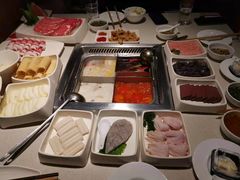 -海底捞火锅鲜切牛肉主题店(长寿路店)
