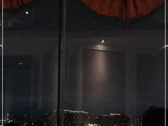 -荣誉国际酒店-云顶旋转餐厅