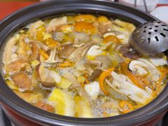 -菌之家·专业纯野生菌火锅·特色炒菌