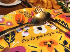 -JINNS锦时 steak&pizza(浸信会礼拜堂旧址店)