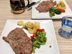 -必胜客(东大桥店)