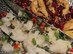 -小鱼小牛·鱼牛干锅·脆鱼火锅(世欧广场店)