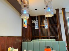 -阿瓦山寨·湘菜现炒·剁椒鱼头王(咸阳总店)