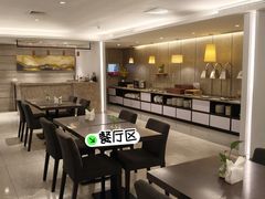 -如家精选酒店(青岛八大关太平角公园地铁站海水浴场店)